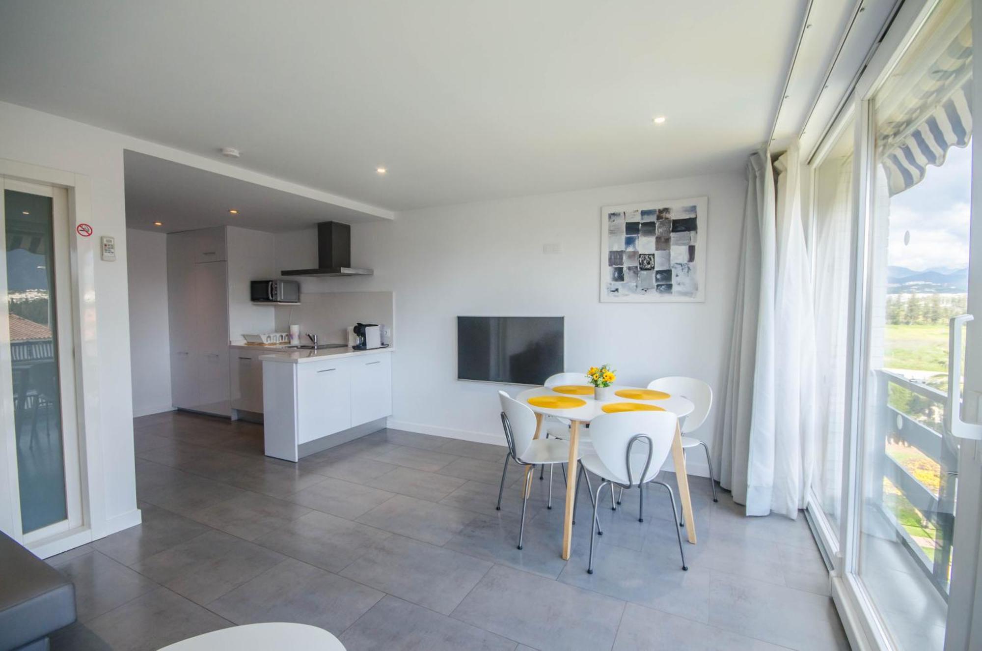 Paraiso Banus - Coastal Retreat Near The Marbella
