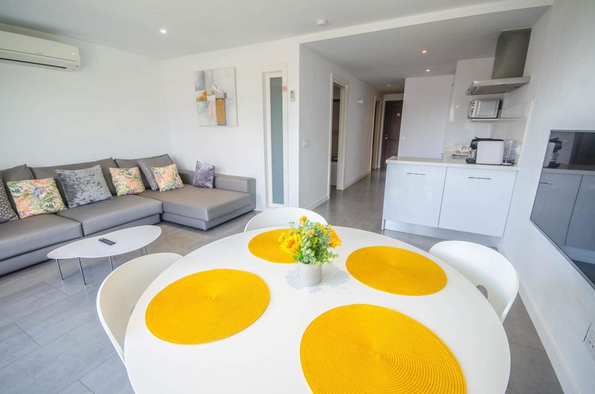 Paraiso Banus - Coastal Retreat Near The Apartament
